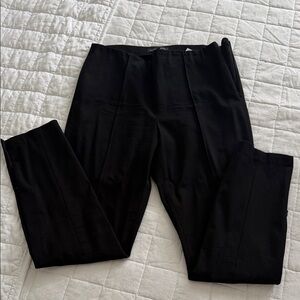 Banana Republic Women's Black Cigarette Leg Pants- zip ankle